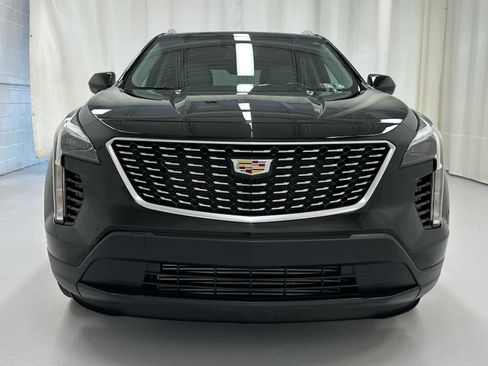 Used 2023 Cadillac XT4 Luxury w/ Cold Weather Package AWD/4WD image 5
