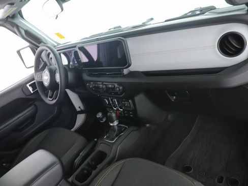 Used 2025 Jeep Wrangler Unlimited Sport S 4xe image 28