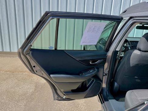 Used 2023 Subaru Outback Premium AWD/4WD image 15