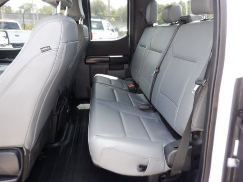 Used 2022 Ford F150 XL w/ Equipment Group 101A High RWD image 8