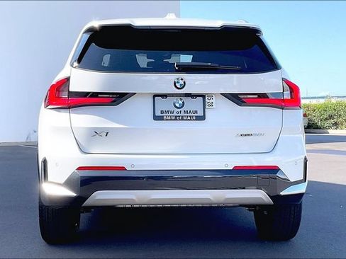 New 2026 BMW X1 xDrive28i w/ Convenience Package AWD/4WD image 4