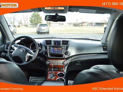 Used 2013 Toyota Highlander Limited image 23
