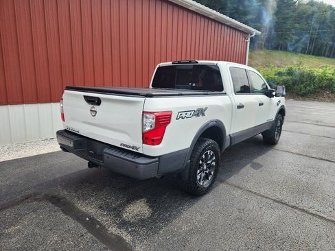 Used 2017 Nissan Titan PRO-4X AWD/4WD image 10