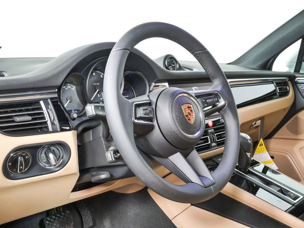 New 2026 Porsche Macan Turbo AWD/4WD image 4