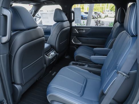 New 2026 INFINITI QX80 4WD image 28