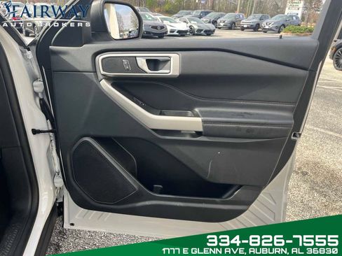 Used 2023 Ford Explorer XLT w/ Equipment Group 202A image 32