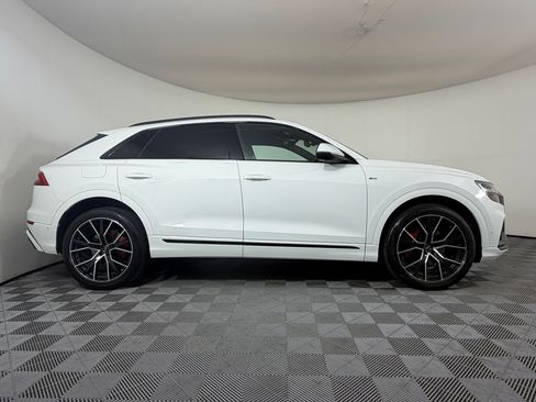 Used 2019 Audi Q8 Premium Plus w/ Premium Plus AWD/4WD image 8