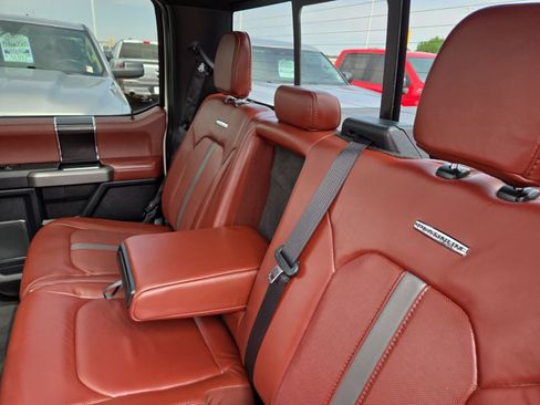 Used 2019 Ford F150 Platinum w/ Equipment Group 701A Luxury AWD/4WD image 47