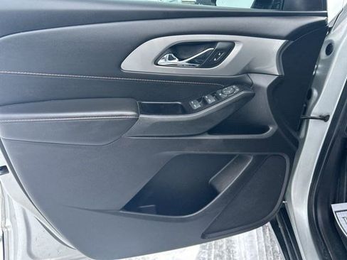 Used 2019 Chevrolet Traverse LS image 12