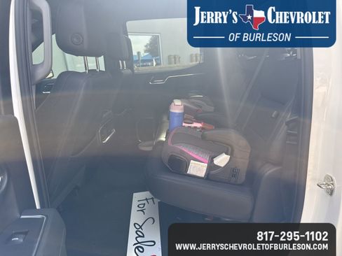 Used 2022 GMC Sierra 1500 SLT image 6