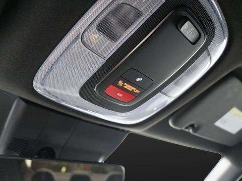 Used 2025 Hyundai Elantra SEL FWD image 8