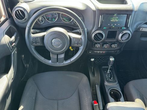 Used 2017 Jeep Wrangler Unlimited Sport w/ Connectivity Group image 14