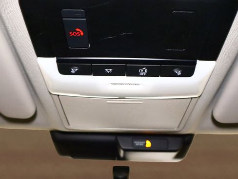 Used 2024 Mitsubishi Outlander SE image 40