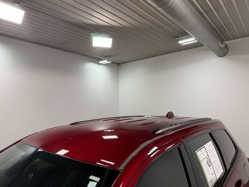Used 2022 Jeep Grand Cherokee Laredo X AWD/4WD image 42
