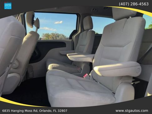 Used 2015 Dodge Grand Caravan SE w/ Quick Order Package 29E SE FWD image 14