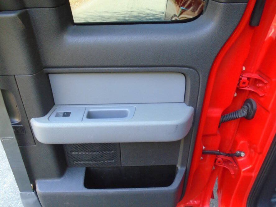 Used 2013 Ford F150 STX w/ Mid Equipment Group RWD image 16