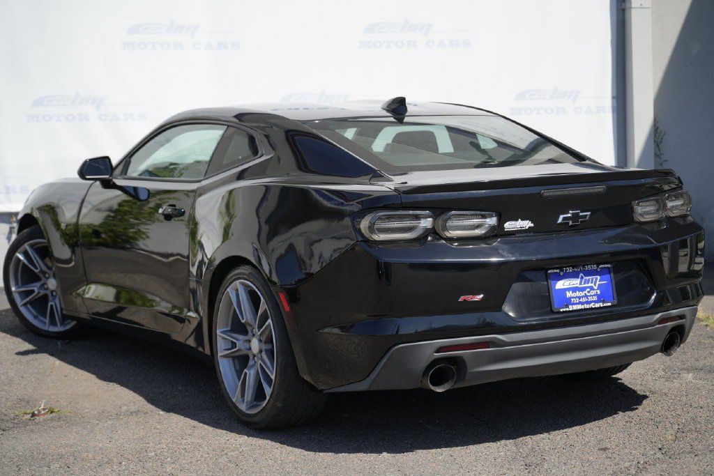 Used 2020 Chevrolet Camaro LT w/ RS Package RWD image 4