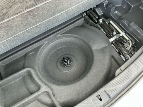 New 2026 Volkswagen Atlas Peak Edition image 22