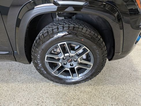 Used 2026 GMC Terrain AT4 AWD/4WD image 12