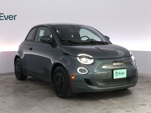 Used 2025 FIAT 500 e FWD image 13