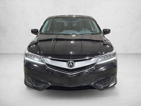 Used 2018 Acura ILX w/ AcuraWatch Plus Package FWD image 2