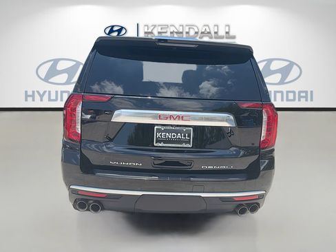 Used 2023 GMC Yukon Denali AWD/4WD image 5