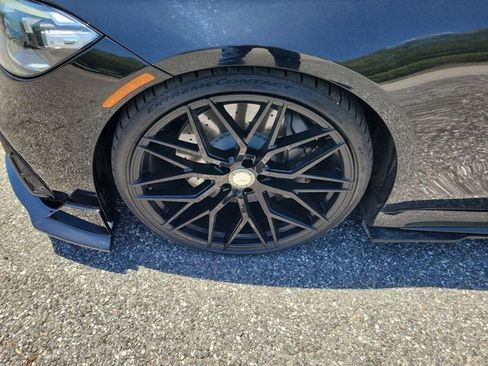 Used 2022 Mercedes-Benz S 580 4MATIC Sedan w/ AMG Line Package image 5