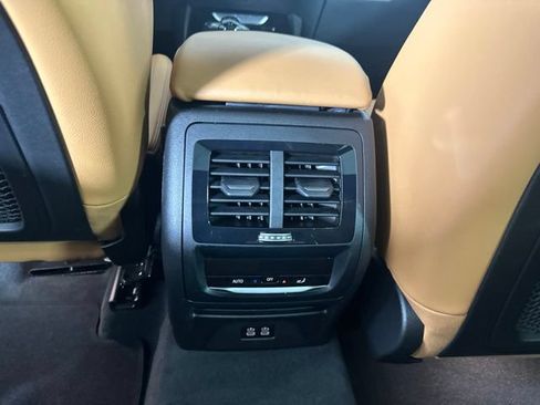 Used 2024 BMW X3 xDrive30i w/ Convenience Package AWD/4WD image 20