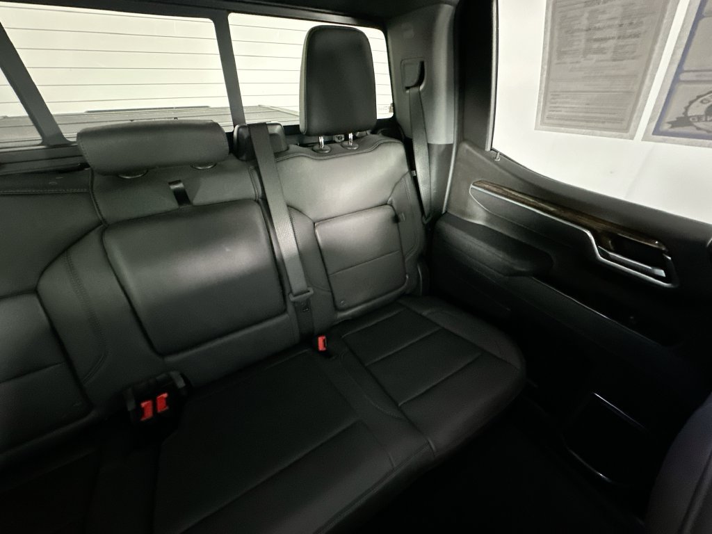 Used 2025 GMC Sierra 1500 Elevation w/ Elevation Premium Package AWD/4WD image 14