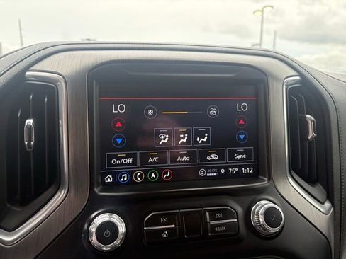 Used 2023 GMC Sierra 2500 Denali w/ Denali Ultimate Package AWD/4WD image 21