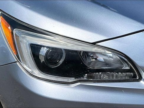 Used 2017 Subaru Legacy 2.5i Limited AWD/4WD image 28