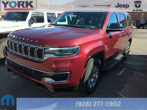 Used 2024 Jeep Wagoneer 4WD w/ Convenience Group I image 1