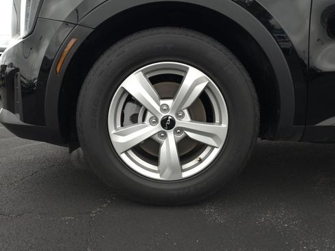Used 2026 Kia Sorento LX FWD image 10