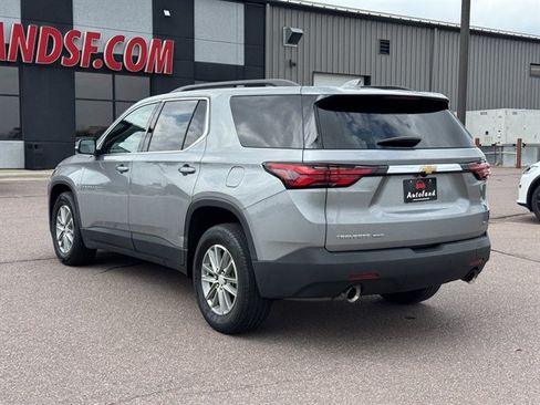 Used 2023 Chevrolet Traverse LT AWD/4WD image 6