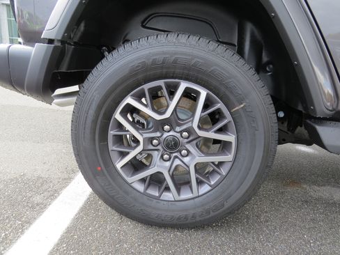 New 2026 Jeep Wrangler Sahara image 11