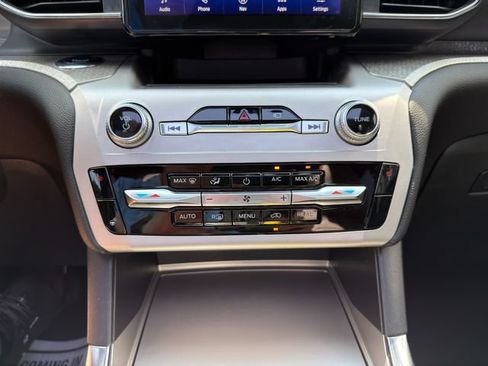 Used 2022 Ford Explorer Timberline AWD/4WD image 33