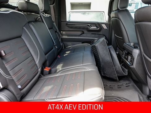 Used 2025 GMC Sierra 2500 AT4X w/ AT4X AEV Edition AWD/4WD image 19