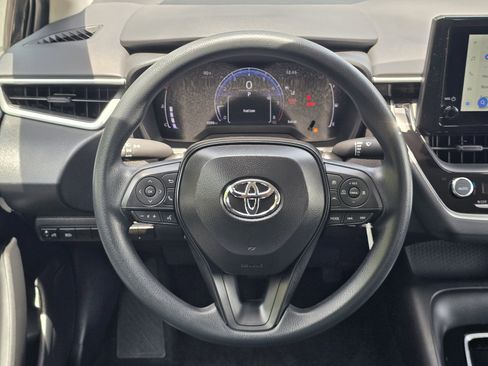 Used 2026 Toyota Corolla LE FWD image 14