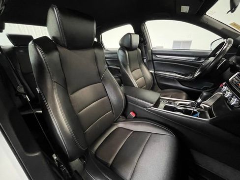 Used 2022 Honda Accord Sport image 9