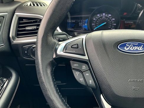 Used 2020 Ford Edge Titanium w/ Equipment Group 301A image 18