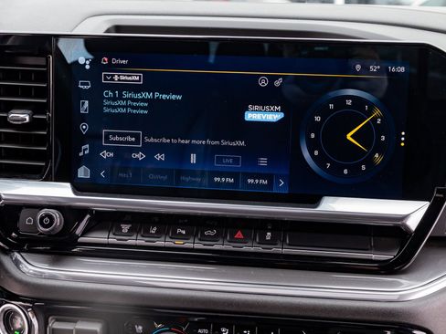 Used 2024 Chevrolet Silverado 3500 High Country w/ High Country Premium Package image 25