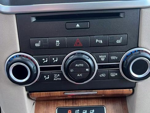 Used 2016 Land Rover LR4 HSE image 31