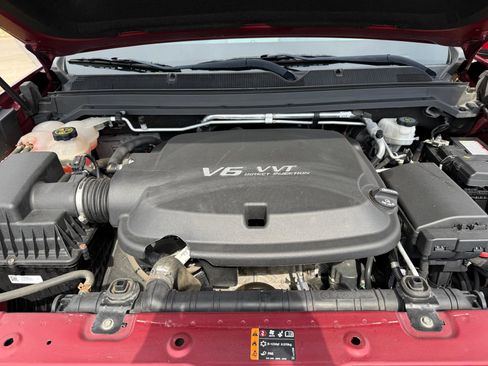 Used 2020 Chevrolet Colorado LT w/ LT Convenience Package image 15