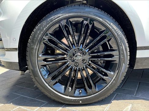 New 2026 Land Rover Range Rover Velar Dynamic SE AWD/4WD image 12