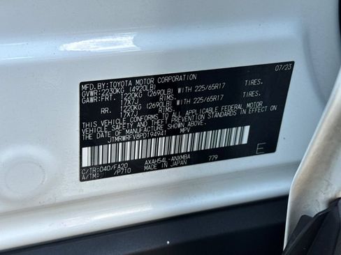 Used 2023 Toyota RAV4 XLE w/ Convenience Package AWD/4WD image 28