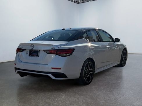 Used 2024 Nissan Sentra SR w/ SR Premium Package FWD image 5