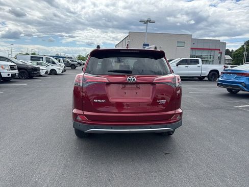 Used 2018 Toyota RAV4 Limited w/ Advanced Technology Package AWD/4WD image 3