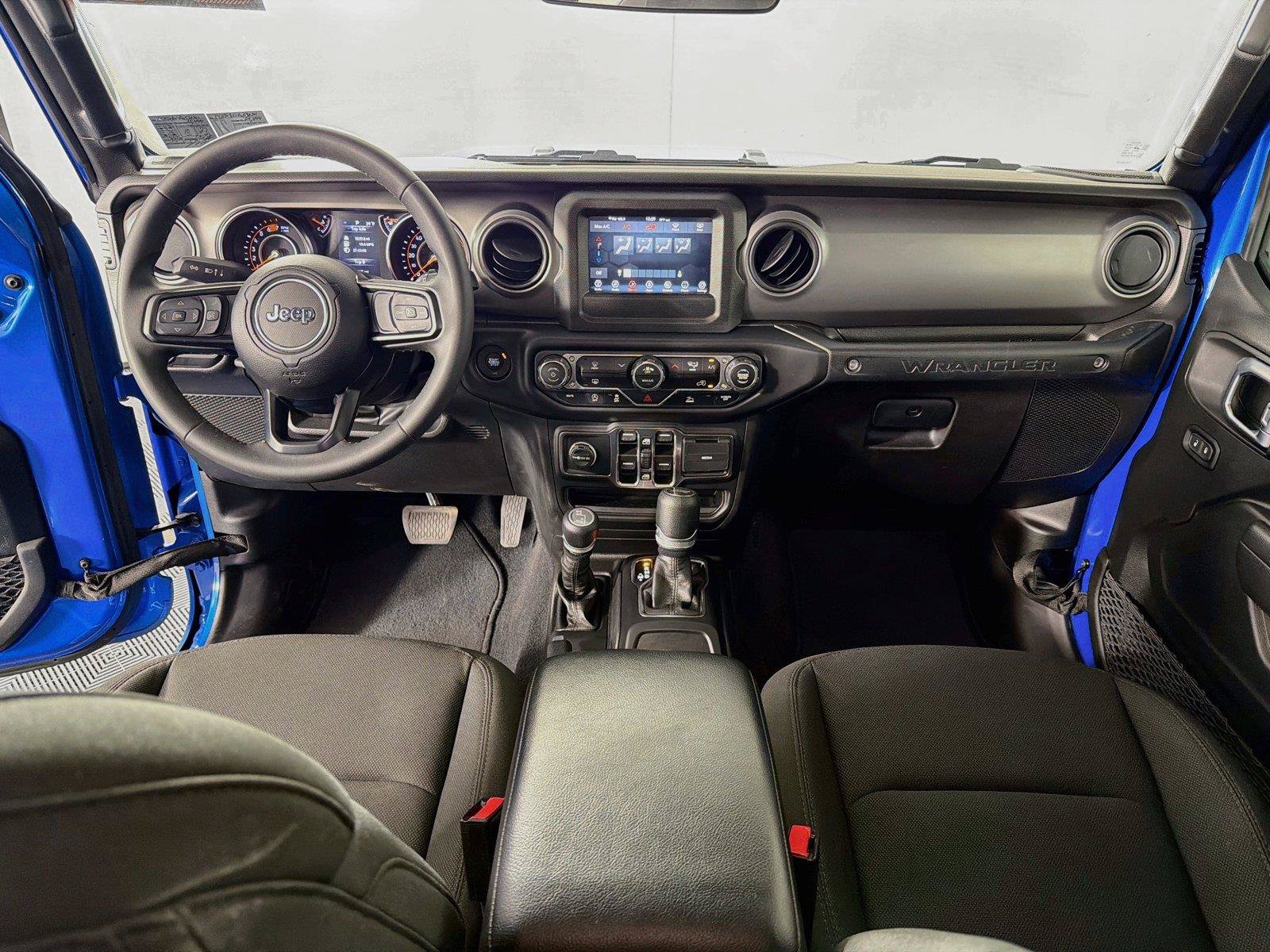 Used 2023 Jeep Wrangler Unlimited Sport AWD/4WD image 26