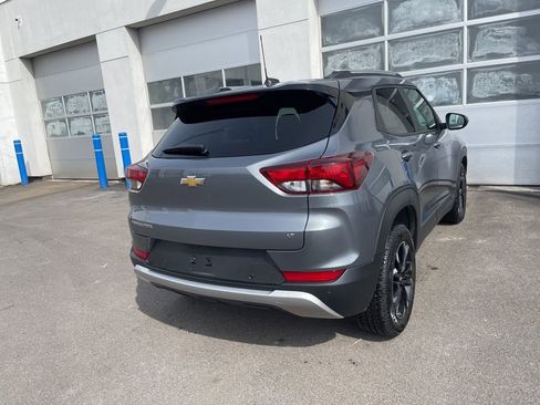 Used 2022 Chevrolet TrailBlazer LT w/ Driver Confidence Package image 7