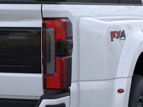New 2026 Ford F350 Platinum AWD/4WD image 21